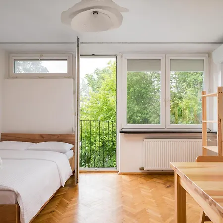 Saska Kepa Pleasant By Bookinghost Apartamento